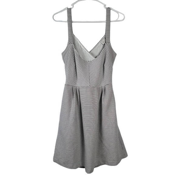 Anthropologie Dresses & Skirts - Anthropology White Black Strip Postage Stamp 9-H15 STCL A-Line Scoop Dress Sz:M